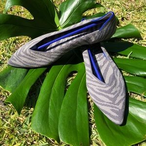 Rothy’s Grey Zebra 🦓 Points 9.5 NIB!